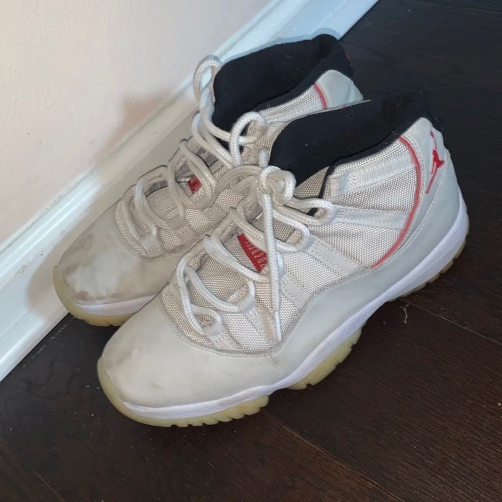 JORDAN RETRO 11